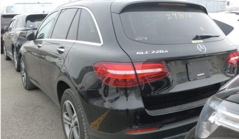 
								Mercedes GLC 2.0 Diesel 5-Door Hatchback full									